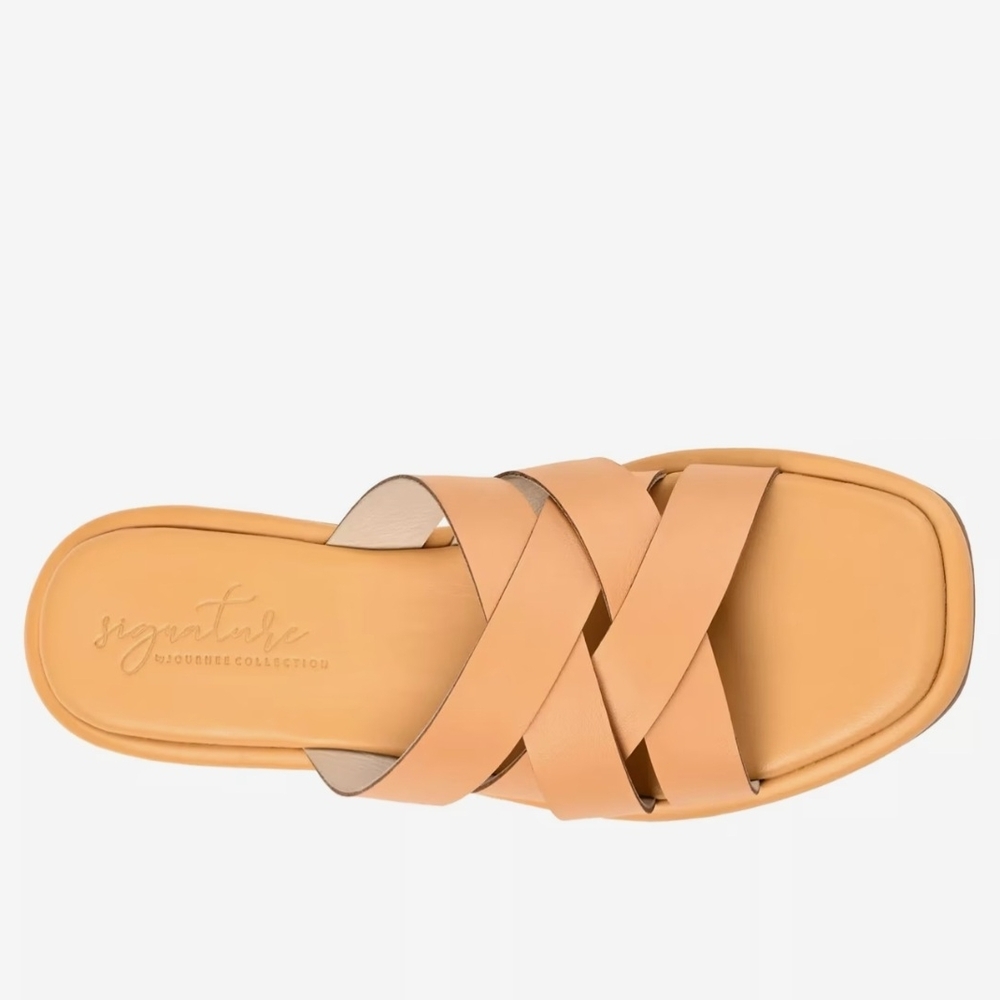 Journee Signature Parkker Sandals Sz 8.6 NWOT